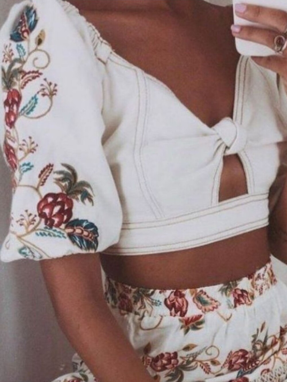 Farm Rio Sarja Boho Floral Embroidered Cotton Twill Crop Top - Cream